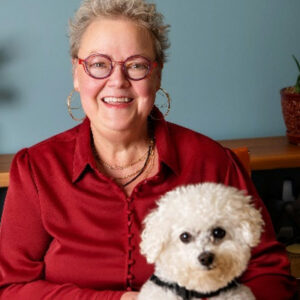 Linda and her service dog Shasta